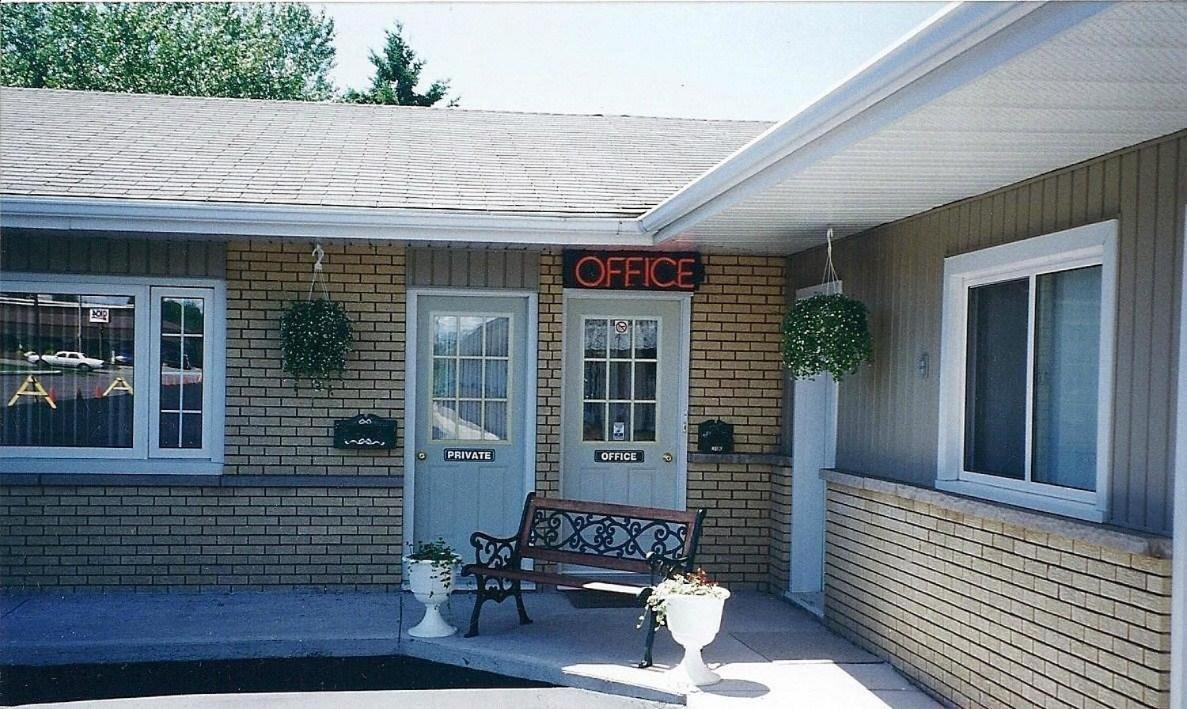 Adams Motel Sault Ste. Marie Zewnętrze zdjęcie